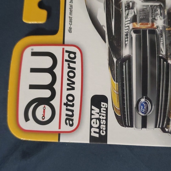 :2 F-150 lariat 1:64 auto world limited edition trojan tracks die-cast trucks - Picture 6 of 12